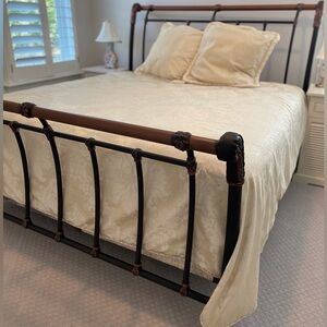 Diane Austin Couture Ivory King Duvet with 2 Euro pillows.